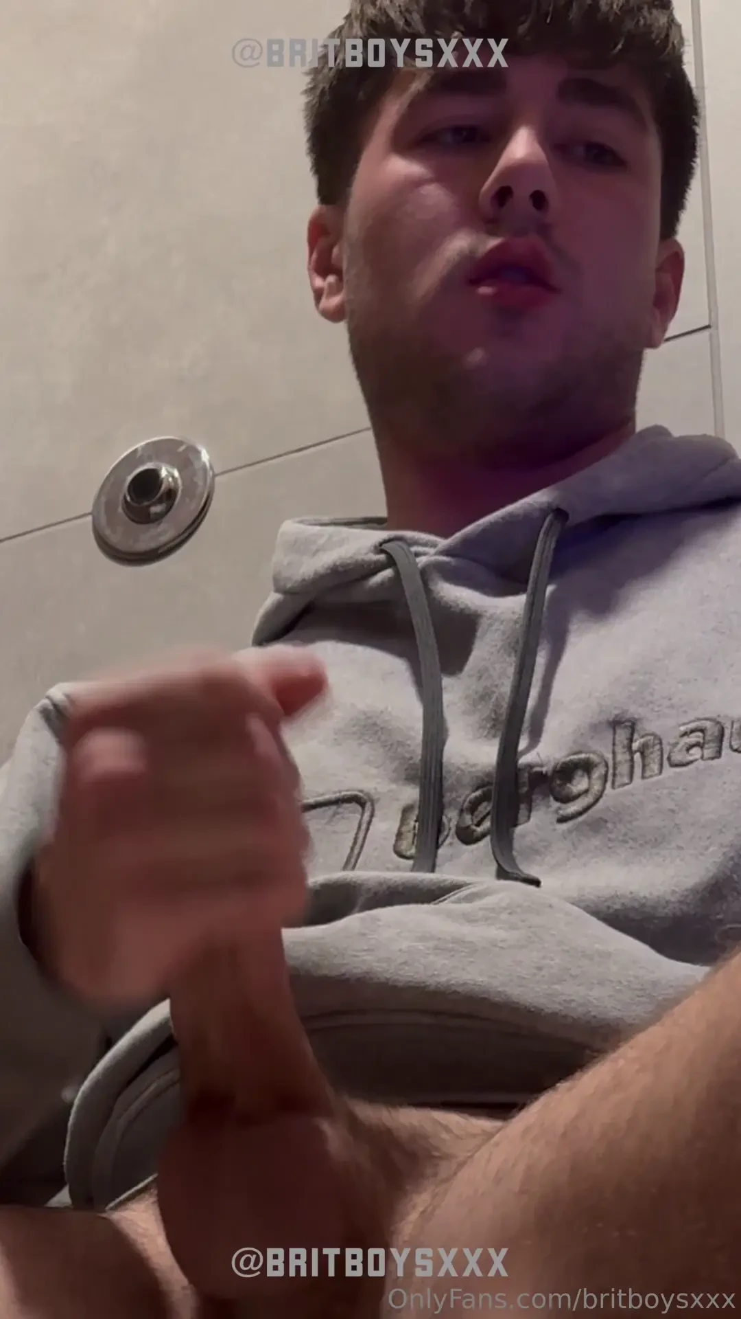 Cubicle solo messy load video out soon ppv face version inbox or dm to 