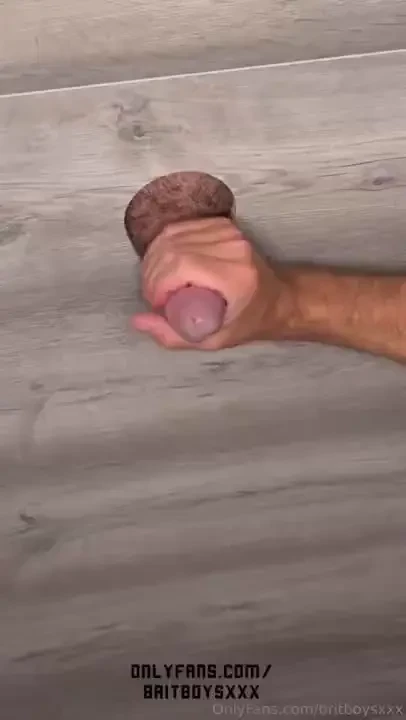 Gloryhole cum 