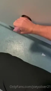 Gloryhole cum part 1