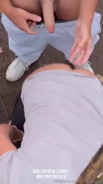 Nature reserve hookup covered his back in cum 