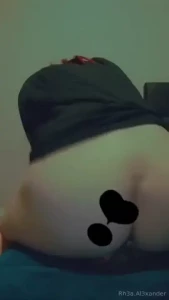 You want to see it without the censor the full uncensored video is up