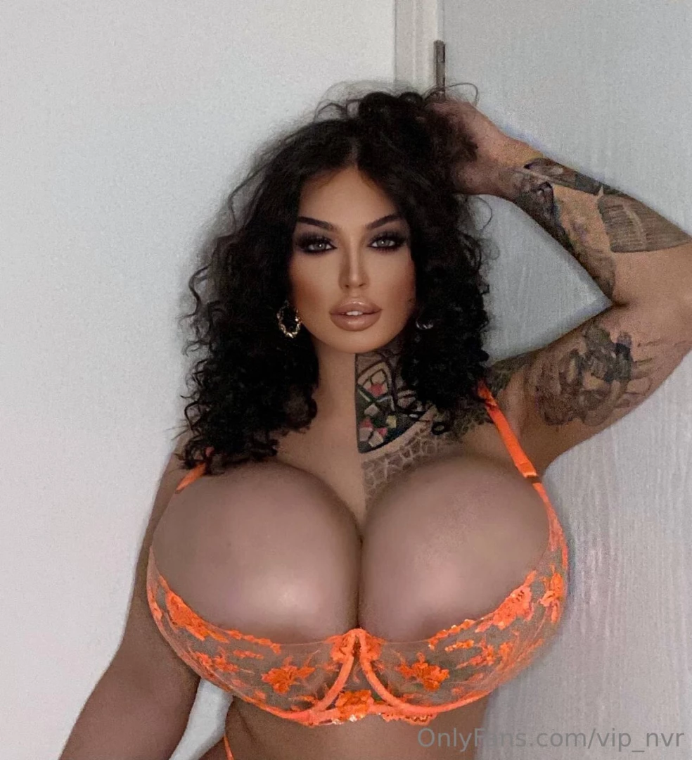 Do you prefer doggy style or reverse cowgirl dm me for your answer 