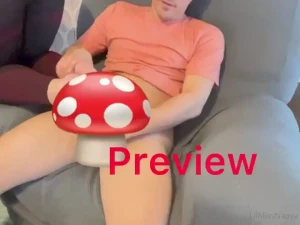 I love giving him a footjob right in the living room i was supposed to