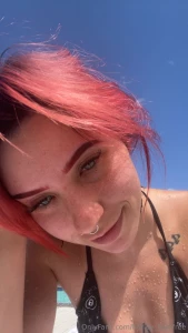 The sun is fading my hair