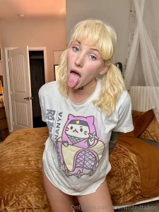 While step daddy was at work i kept sending him naughty pictures until part 4