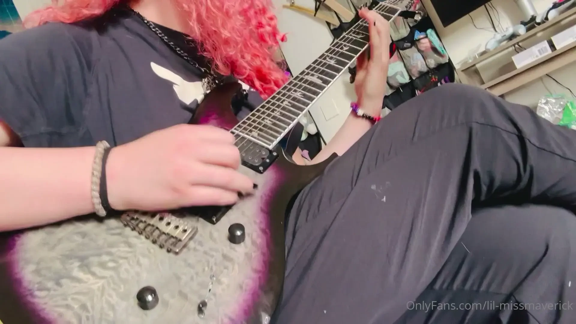 Look at my babygirl shred 