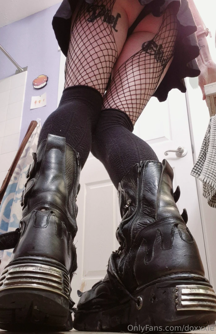 Pov you re really small 
