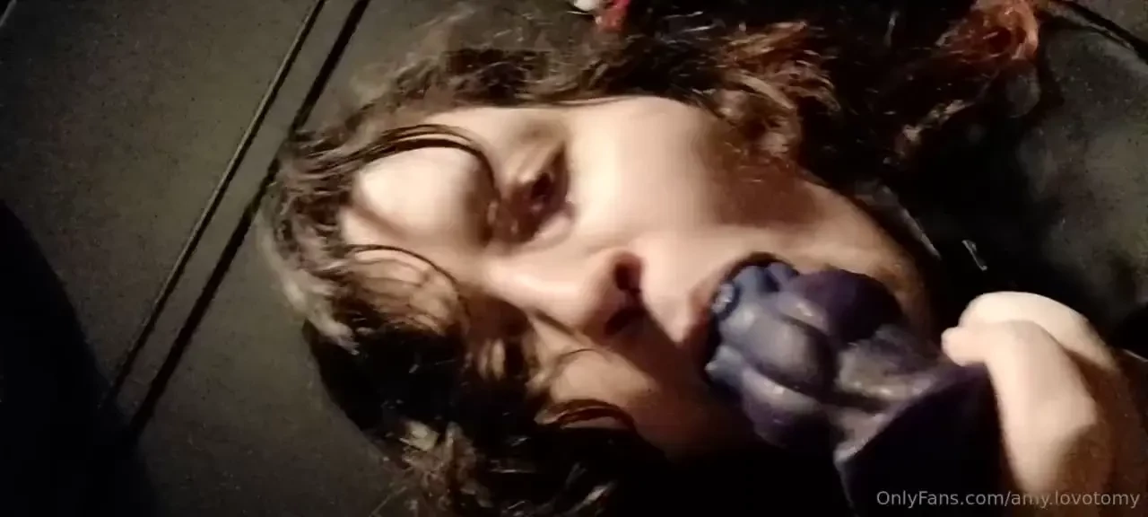 Goodnight i tried but i m to tight anymore so i had to size down i part 11 