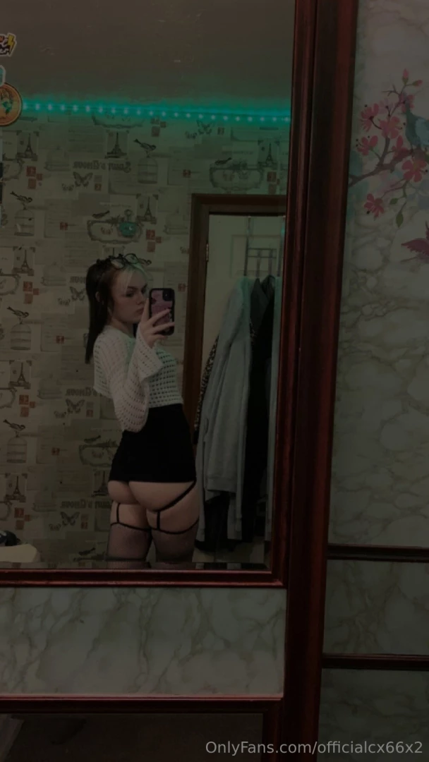Don t forget to sub to this account with more explicit content 