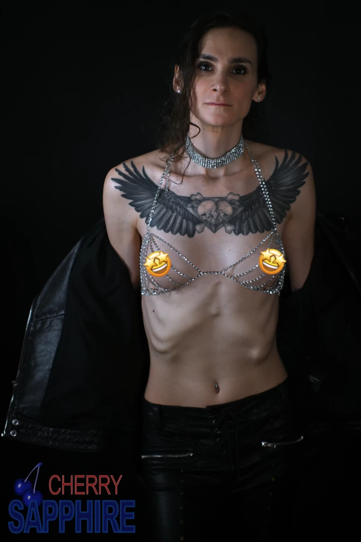 Happy tuesday i love this new sparkly body chain bra that an amazing part 2 