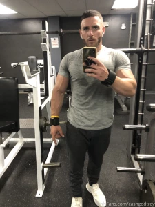 Boys i am d up right now fucking look at me my veins are ready to