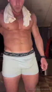 5 min ass muscle worship