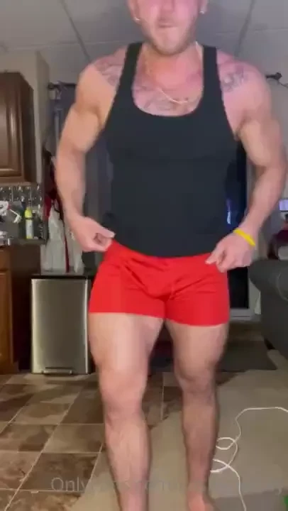 Quick little hump day treat for you piglets 