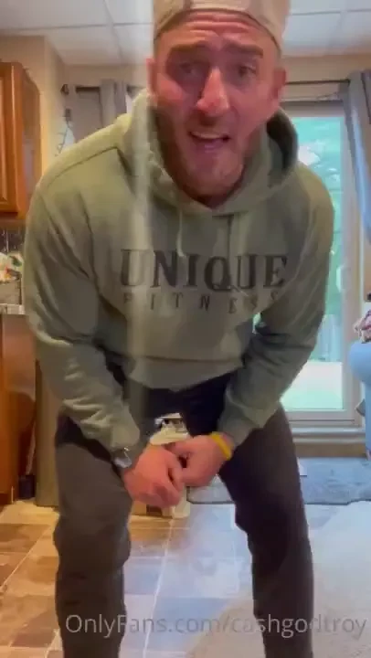 6 30min if you weren t already addicted to daddy you are now troy 