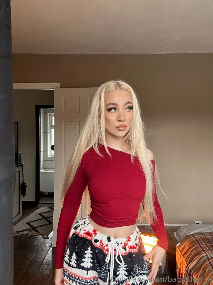 Red makes me feel so sexy part 4 