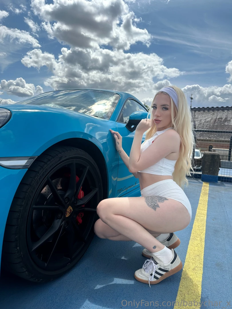 I know what you re staring at and i love it 