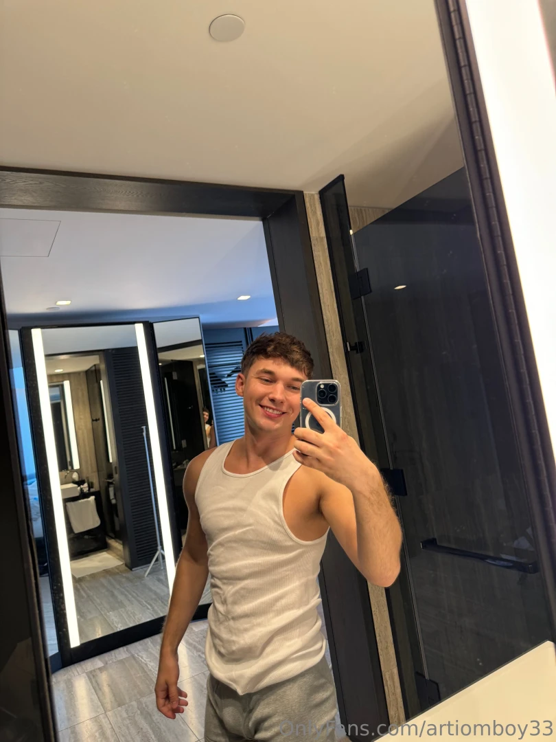 I launched my paid page and it s on fire a lot of stuff on wall just part 4 