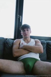 I launched my paid page and it s on fire a lot of stuff on wall just part 6