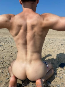 Subscribe to my paid page where i show a lot more and send dick ppv part 3