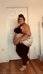 Watch this 11 minute video of me trying a bunch of my recently grown part 1