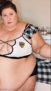 Britney s back bitch and she s bigger than ever it s been a few months part 1