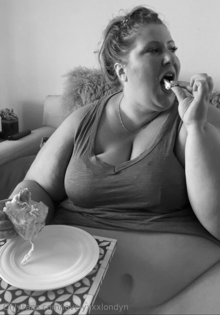 Nomnomnom https onlyfans com 1009495613 lovelyxxxlondyn 