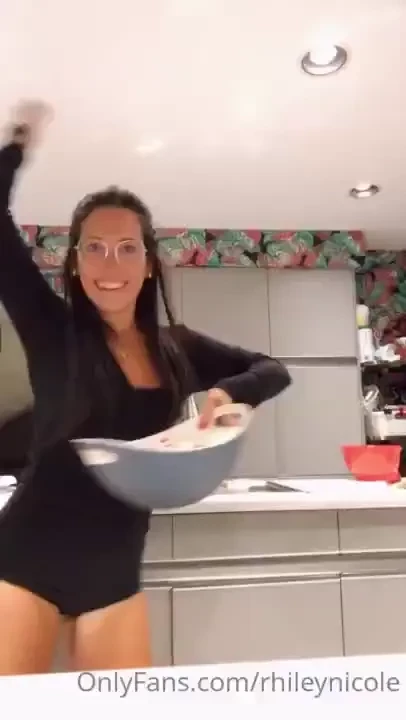 This is what it looks like the be in the kitchen with me heheh im 