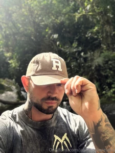 Come with me to see this paradise it gives me naughty thoughts but it part 1