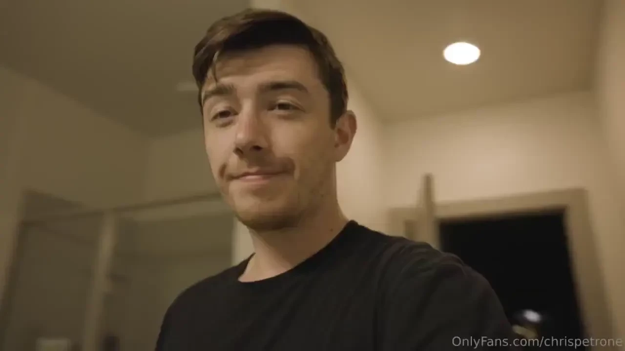 Vlog style just sort of messing around do you like it 