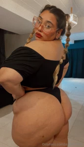 I want to sit on your face honey