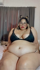 Are you available i m waiting in the chat