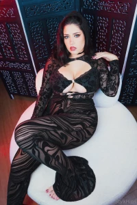 You really like it when i flip you off maybe i should do it more often part 1