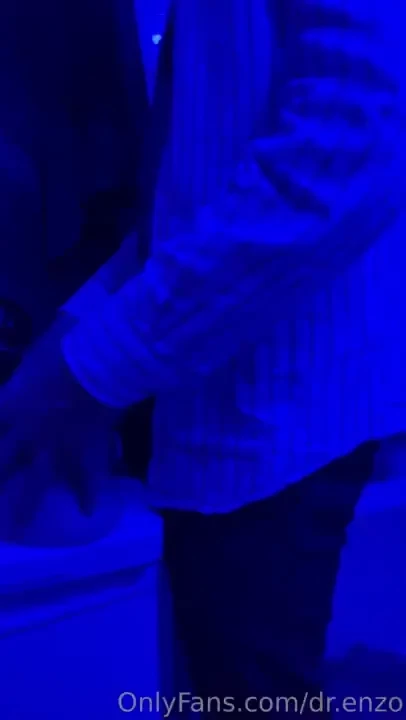 The days that nico is not here i have no choice but to fuck his toy 