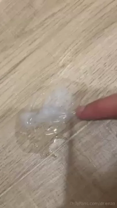I love to play with cum do you 