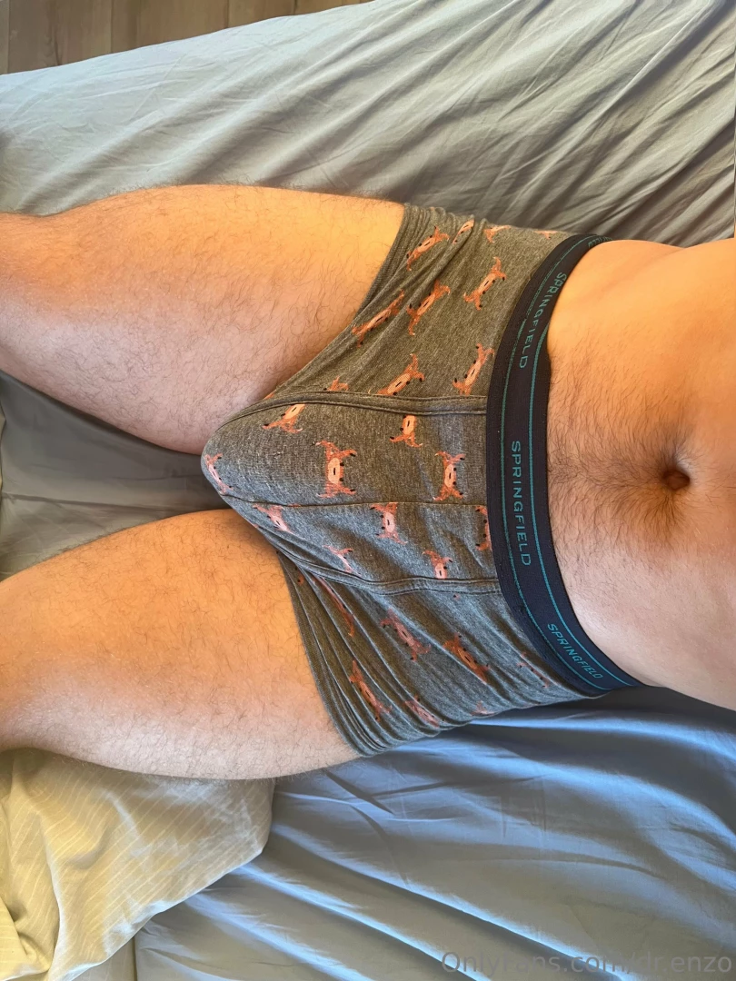 It is easy to deduce that when i change in the changing rooms of the part 1 