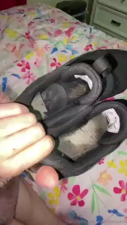 I wear these everyday most of the time with no socks i just slip them 