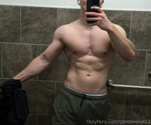 First day back ant the gym since the convention feeling amazing part 1