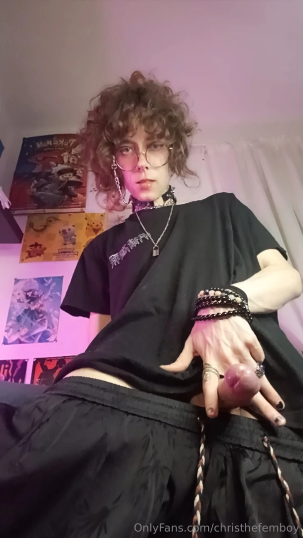 A bit more masculine angle 