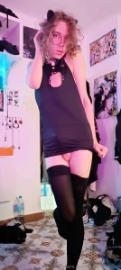 I still think this skirt is a lil short xd