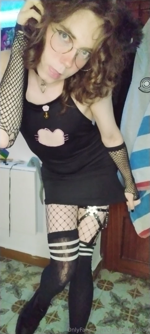 Ngl i think i should wear this outfit more often part 2 