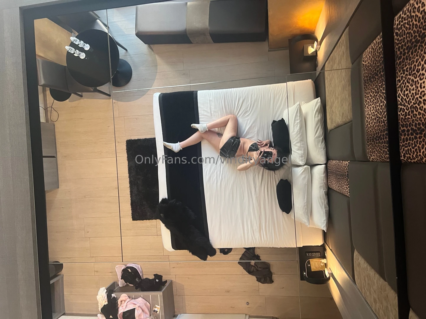 It s so lonely in this hotel room alone with a mirror ceiling part 6 