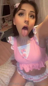 Am i looking breedable enough part 6