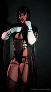 Do you like this sexy entrance