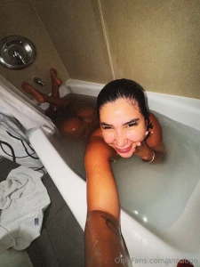 You want to join in the bath