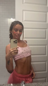 Going live on tinytinaxxxvip 8pm cst cum join the dark side