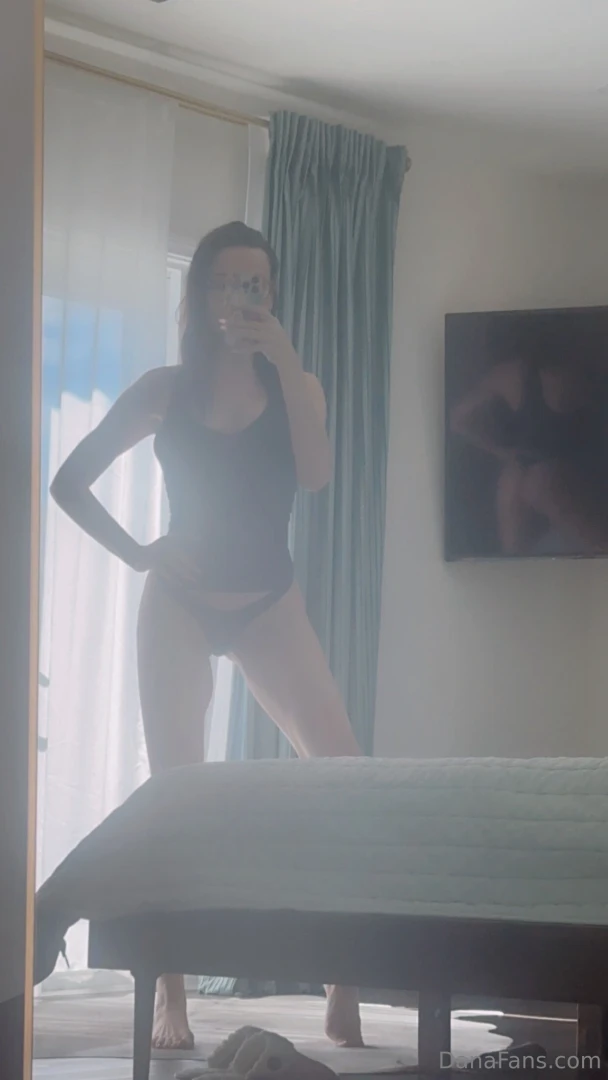 My monday motivation is wearing no pants 