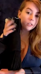 This weeks tiddie time plus a show of gifts i received for my birthday part 4