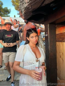 Fridays calls for beach clubs