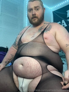 Trying on a new sexy outfit didn t fit that well i m getting too phat