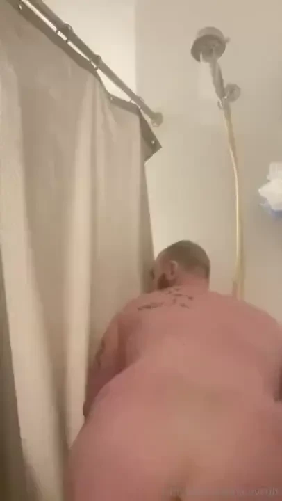 Shower time gainer grommr gaygainer fatty bellybulge grower bigbelly part 1 